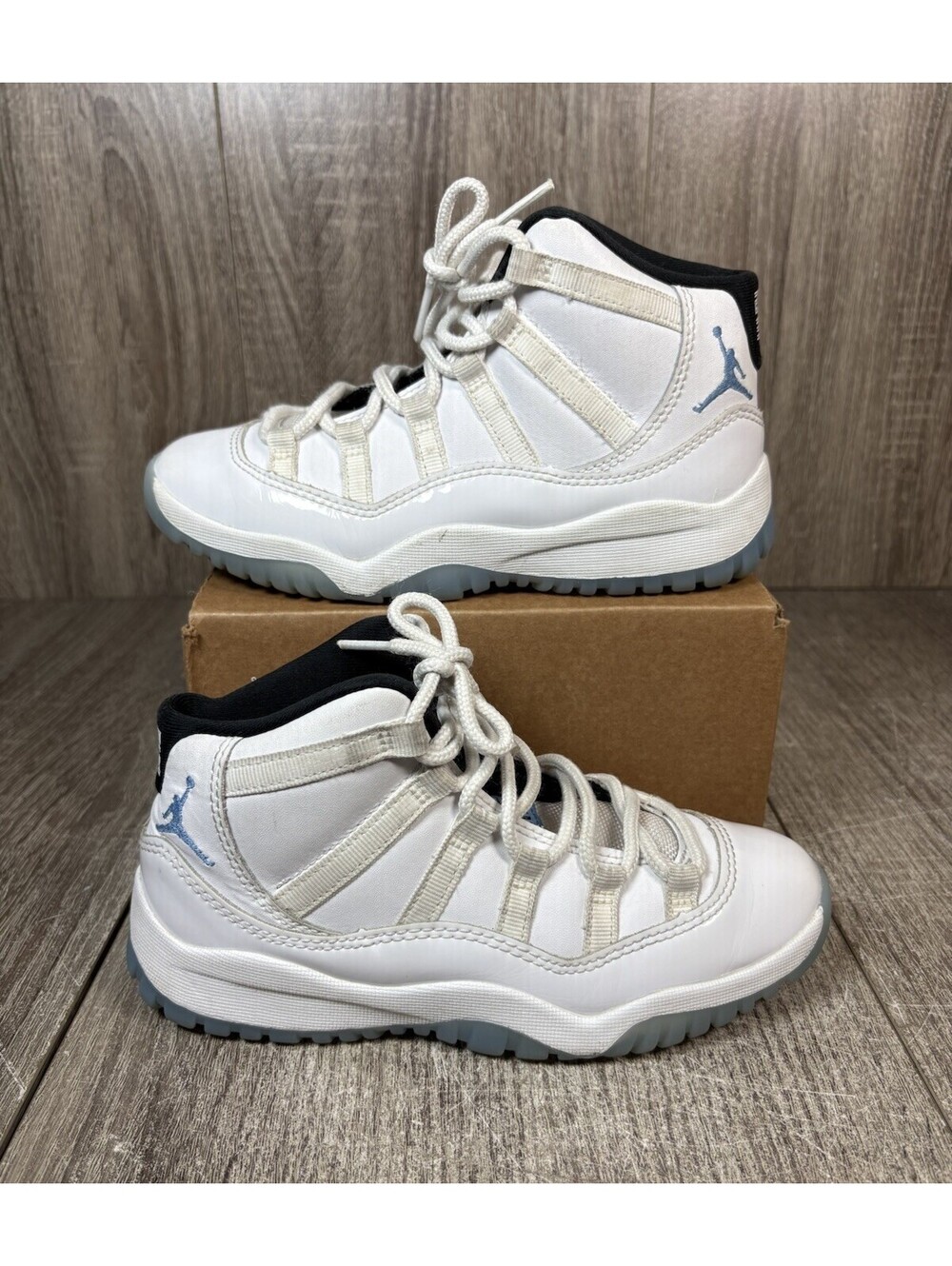 Air Jordan 11 Retro GS Win Like '82 University Blue White Size 1Y 378039-104